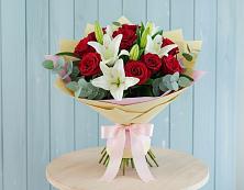 Букет цветов из:  Лилии и Розы в Белой Калитве