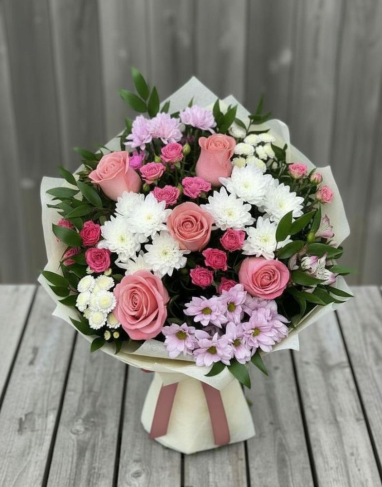 Букет цветов из: Альстромерии, Гвоздики, Розы и Хризантемы в Белой Калитве