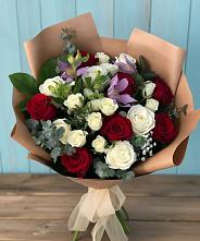 Букет цветов из:  Розы и Альстромерии #REPLACE_PRED# Белой Калитве