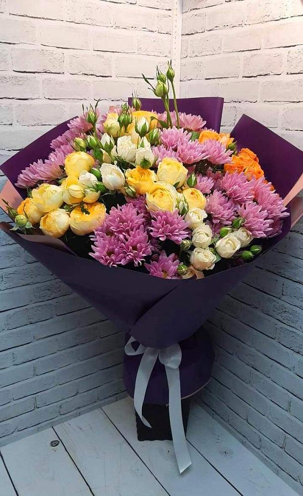 Букет цветов из: Хризантемы и Розы в Белой Калитве