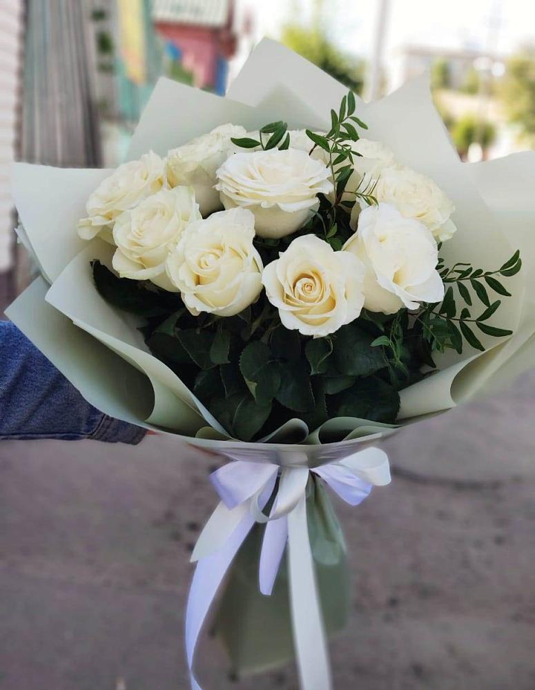Букет Белые розы Проуд в Белой Калитве