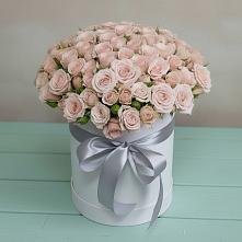 Цветочная композиция из Розы в шляпной коробке в Белой Калитве