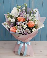 Букет цветов из:  Лизиантусы, Розы, Альстромерии и Гипсофила в Белой Калитве