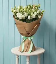 Букет цветов из:  Лизиантусы в Белой Калитве