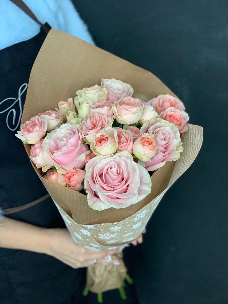 Букет цветов из: Хризантемы и Розы в Белой Калитве