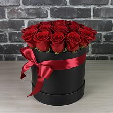 Цветочная композиция из Розы в шляпной коробке в Белой Калитве